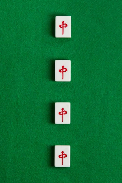 Λευκό Πράσινο Κεραμίδια Mahjong Σχετικά Πράσινο Ύφασμα Δράκοι — Φωτογραφία Αρχείου