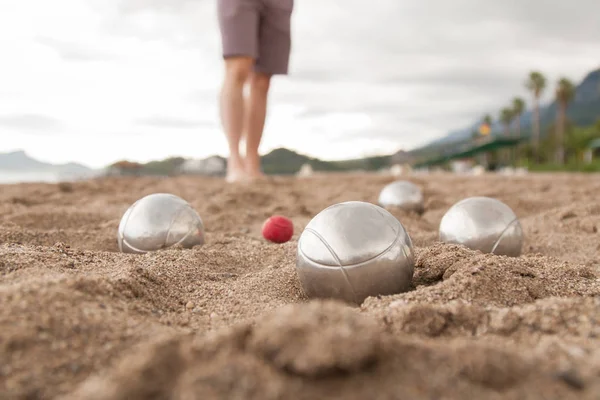 Spiaggia Gioco Bocha Brillanti Palline Argento Bocha Sulla Sabbia — Foto Stock