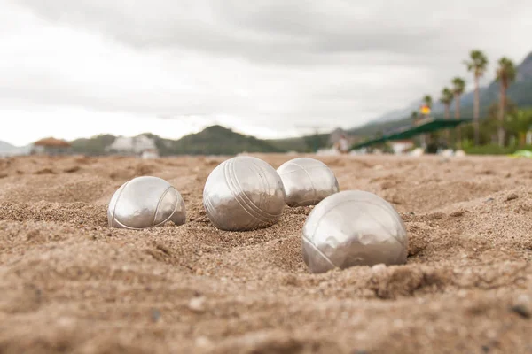 Praia Jogo Bocha Bolas Prata Brilhantes Para Bocha Areia Imagem De Stock