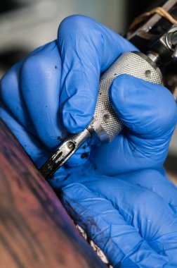 Dövme Sanatçı yapımı dövme