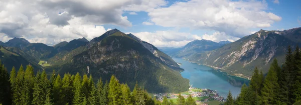 Tirol, Avusturya, Orta Avrupa'da Achensee Gölü — Stok fotoğraf