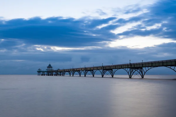 クリーブドン埠頭、北サマセット, イングランド, イギリスに沈む夕日 — ストック写真