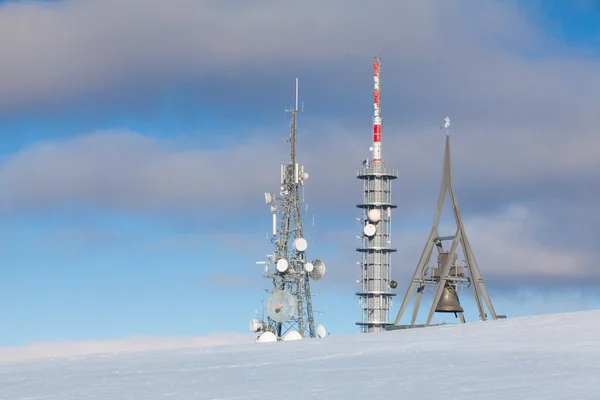 Telekommunikationstürme am kronplatz, italien — Stockfoto