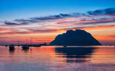 Akşam sahne Tavolara ada, Sardunya, İtalya