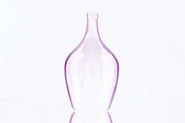 优雅的旧酒瓶的剪影 — 图库照片