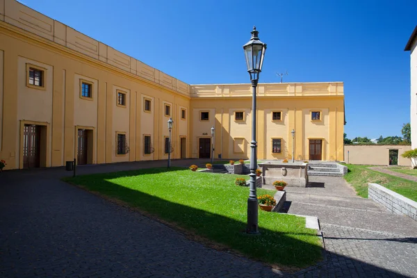 Polna, República Checa - 31 de agosto de 2016: Antiguo Castillo, Chateau —  Fotos de Stock