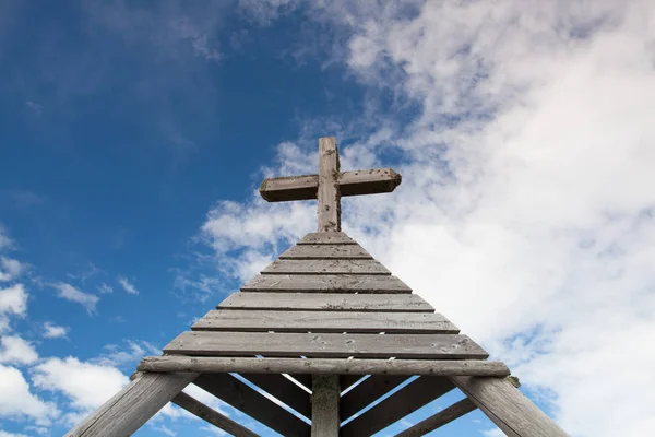 Monument in Gerlitzen antipersoneelmijnen in Oostenrijk. — Stockfoto