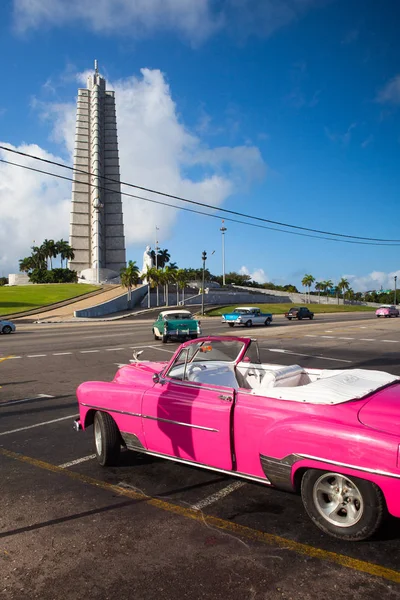 Jose Marti monument på Revolution square. Havanna, Kuba — Stockfoto
