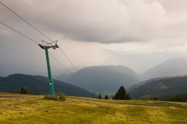 Yaz peyzaj Gerlitzen Apls, Avusturya.