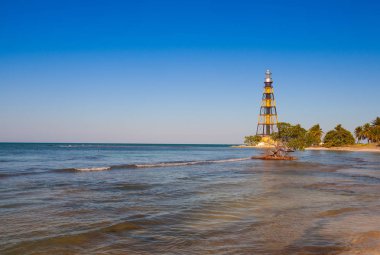 Deniz feneri Cayo Jutias sahilde, Küba