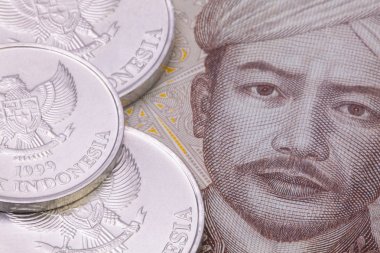 Endonezya rupiah para masaya.