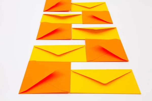 Different colored envelopes on the table — Stock Photo, Image