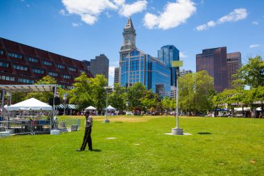 Doğal limanı ve Haliç Massachusetts b Boston harbor olduğunu