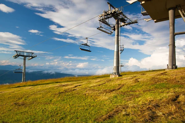 Paisaje de verano en Gerlitzen Apls, Austria . — Foto de Stock