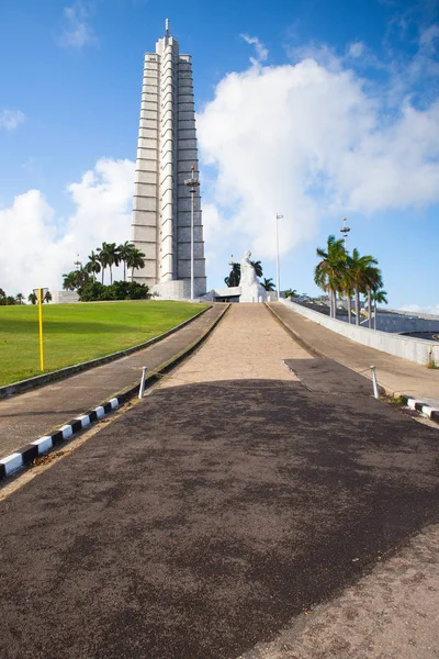 Jose Marti emlékmű a forradalom tér. Havanna, Kuba — Stock Fotó