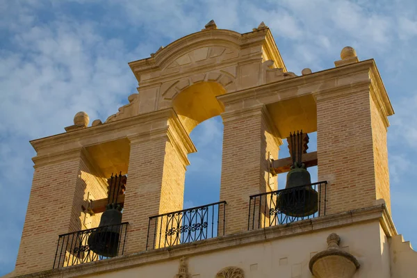 Campanas en la Catedral de Sevilla al atardecer. España . —  Fotos de Stock