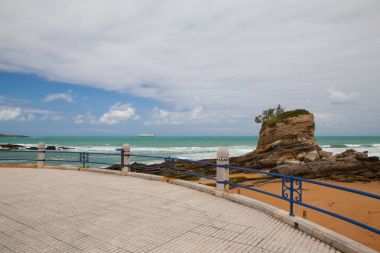El Sardinero beach promenade, Santander, İspanya