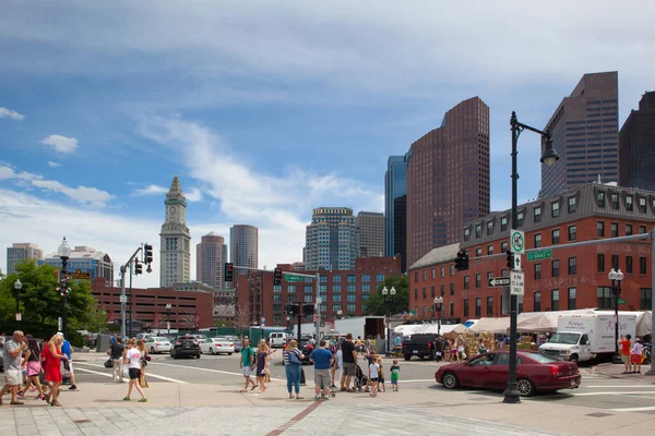 The North End Parks on the Rose Kennedy Greenway have reconnecte — Stock Photo, Image