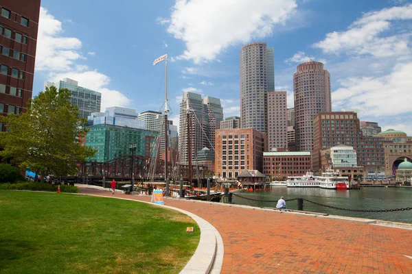 De schoener van de Roseway in de haven van Boston. — Stockfoto