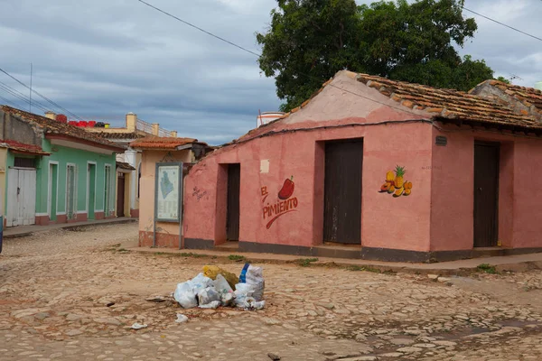Tipik koloni içinde Trinidad.cuba sokak