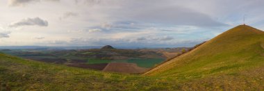 Rana hill tepesinden görüntüleyin. Sonbahar sahne Central Bohemian Highlands, Çek Cumhuriyeti