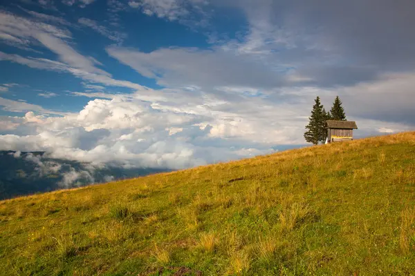 Осінній Пейзаж Carnic Apls Після Дощів Австрії — стокове фото