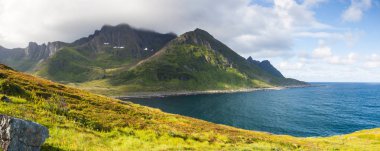 Knuten görünüm zirve, Senja Adası, Norveç. 