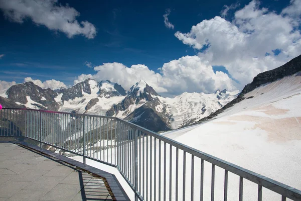 从峰 Corvatsch，瑞士山景 — 图库照片