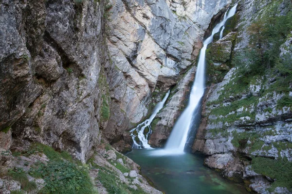 Cascada de Savica, Lago Bohinj, Eslovenia . — Foto de Stock