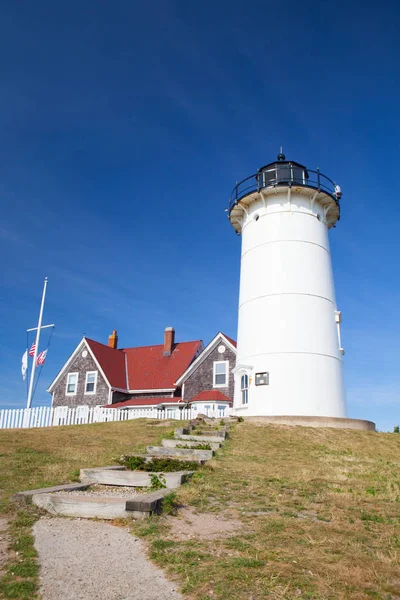 Nobska Point Light é um farol localizado no Cabo Cod, EUA — Fotografia de Stock