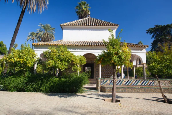 Real Alcazar Gardens in Seville. — Stock Photo, Image