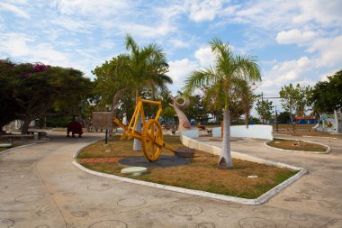 Cienfuegos, Cuba - Ocak 28,2017: Cienfuegos genel parkta. Cienfuegos, Cienfuegos eyaletinin sermaye Cuba.The güney kıyısında Şehir bir şehir La Perla del Sur lakaplı olduğunu