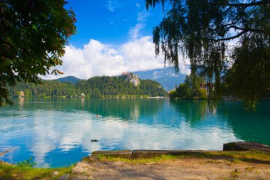 Bled Gölü üzerinde ünlü kale
