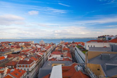 Santa Justa elevator Lizbon en üstten görüntülemek 