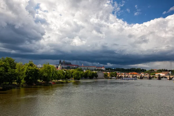 Praga República Checa Julho 2015 Vista Sobre Castelo Gótico Praga — Fotografia de Stock