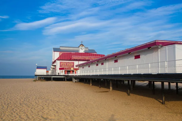 Famous Britannia pier in in Great Yarmouth.Great Britain — Stock Photo, Image