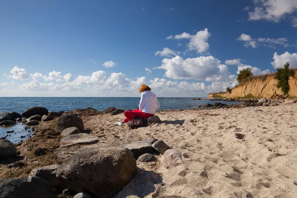 'S avonds op de dramatische kust in Binz, Rügen eiland, Duitsland. — Stockfoto