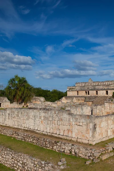 Majestuosas ruinas de Kabah, México . — Foto de Stock