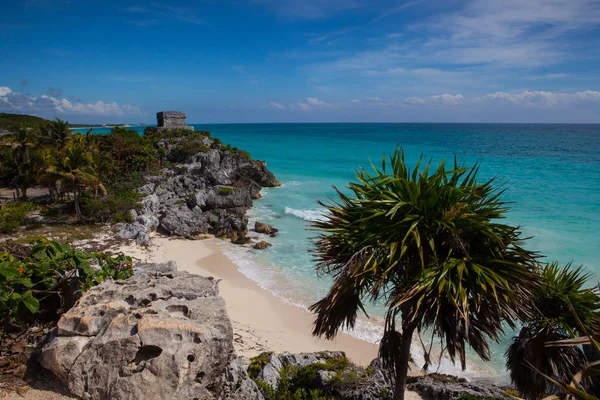 Majestuosas ruinas en Tulum, México — Foto de Stock