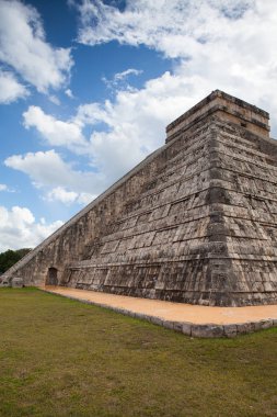 Chichen Itza, Meksika için görkemli Maya harabelerini.