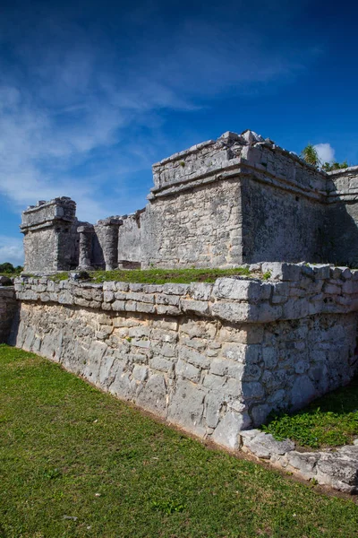Majestatyczne ruiny w mieście Tulum, Meksyk — Zdjęcie stockowe