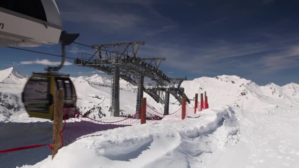 Bad Gastein Αυστρία Απρίλιος 2018 Άνθρωποι Βόλτα Γόνδολες Του Τελεφερίκ — Αρχείο Βίντεο