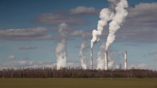 Uma Central Eléctrica Carvão Paisagem Agrícola Primavera Pocerady República Checa — Vídeo de Stock