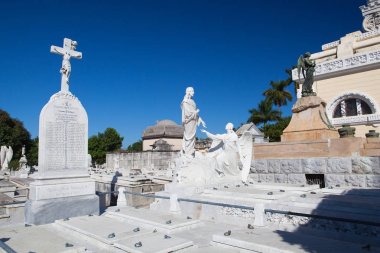 Havana, Küba - Ocak 21,2017: Havana nekropol Cristobal Colon.The ana mezarlığı. İki nokta üst üste mezarlığı Havana'nın Vedado semtinde 1876 yılında kurulmuştur.,
