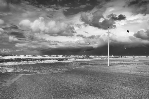 Favoriete Lakolk strand voor kitesurfen, surfen etc. Jutland, D — Stockfoto