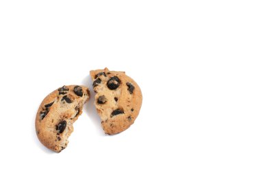 Beyaz bir arka plan üzerinde kırık çikolata ile tanımlama