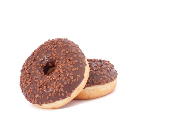 Dois Donuts de Chocolate com Polvilhas. Isolado em um fundo branco — Fotografia de Stock