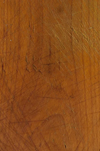 Karanlık grunge kesme tahtası çizilmiş. Ahşap doku.