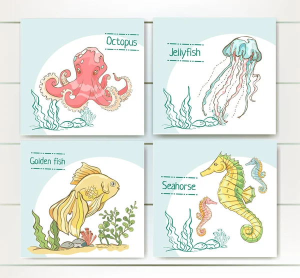 手描き下ろしクラ ゲ、タコ、黄金の魚、タツノオトシゴとカード。子供の本の図 — ストックベクタ