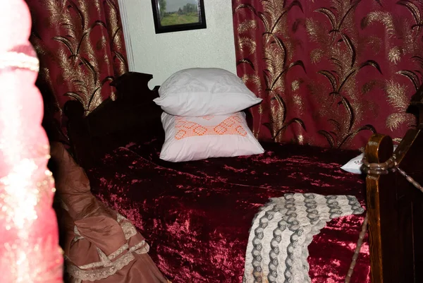 Pokrov, Vladimir Bölgesi, Rusya, 11 Mayıs 2013. Yerel Lore Müzesi. 19. yüzyıldan kalma bir posta istasyonuna bir salon kurulumu.